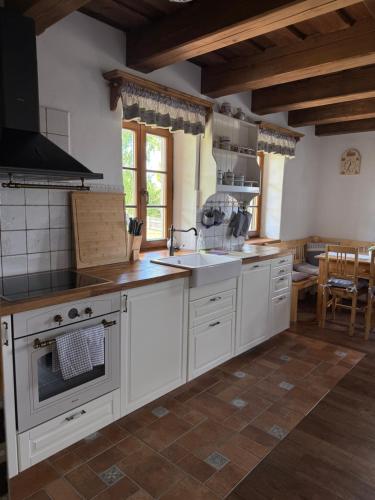 Chaloupka Pomněnka na Lipce (Chaloupka Pomnenka na Lipce) in Nasavrky