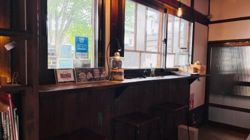 Facilities, Cafe & Guesthouse Name Came Ono in Ono