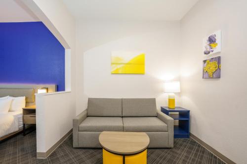 Comfort Suites University Drive in College Station, USA