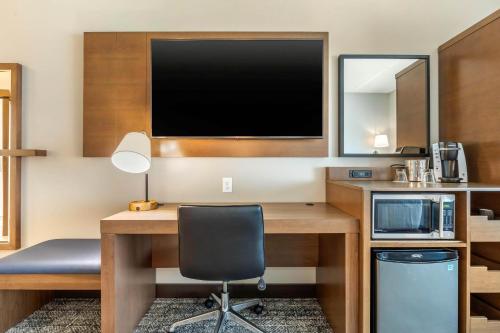 681718026 Cambria Hotel Davenport Quad Cities