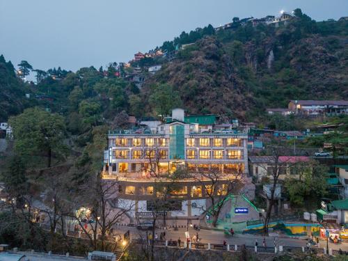 Hotel Green Castle - 숙소 외관