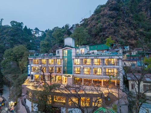 Hotel Green Castle - 숙소 외관