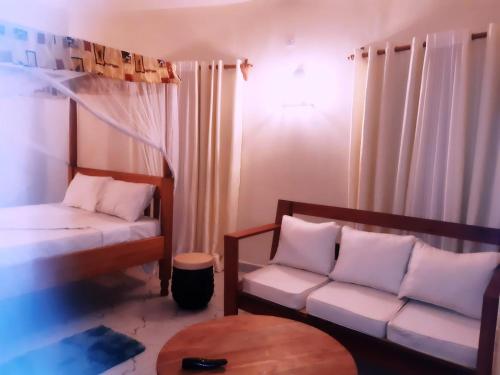 Diani Airport Glasso Apartment BnB