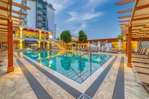 Club Big Blue Suit Hotel - All Inclusive - 전망