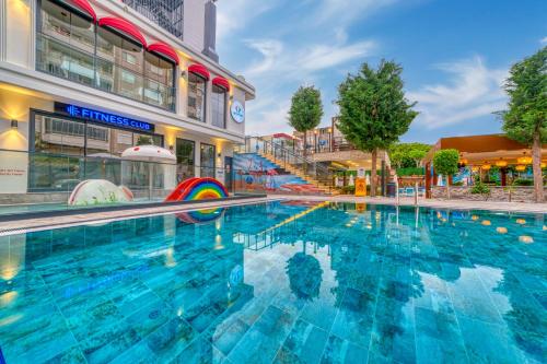 Club Big Blue Suit Hotel - All Inclusive - 전망