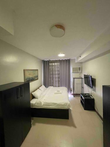 Makati City Antel Spa Residences 2306, Manila