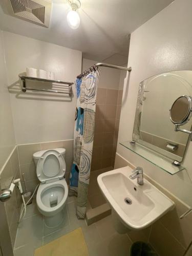 Makati City Antel Spa Residences 2306