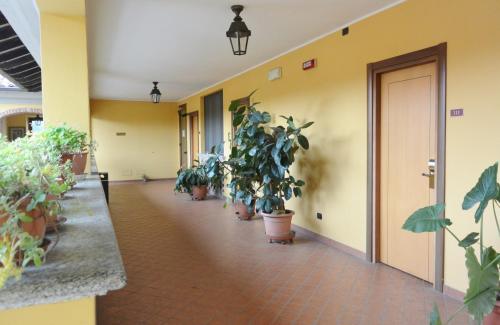Seadmed, Hotel Ristorante Italia in Certosa di Pavia