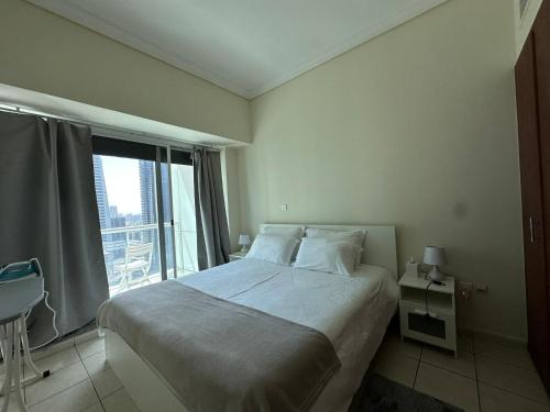 Lake View 1br apartment JLT 1 min to metro, Dubai (Foto 7)