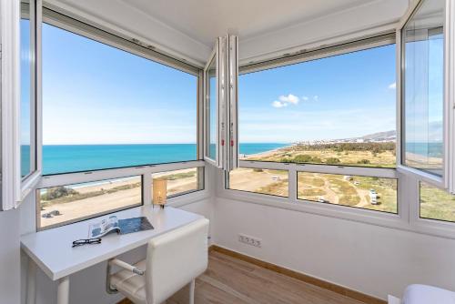 Sunstay Guadalmar Loft Seaview 2