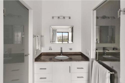 Collection O Morgan Residences in Cabo San Lucas, Mexico