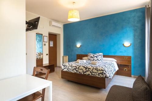 1 queen bed