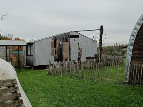 Tiny house less is more gîte à louer Binderveld