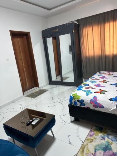 Fa Imo D in Grand-Yoff