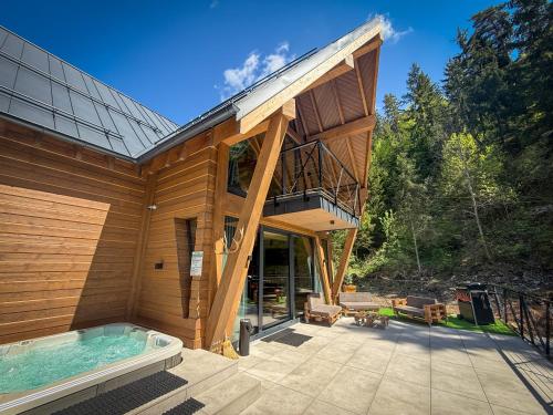 Chalet image 5