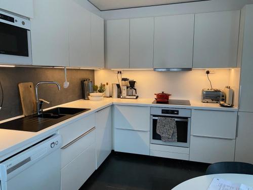 Large House - Sauna, Backyard & Tranquility in Toivola