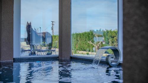 GF Luxury Villa with indoor pool -Afytos