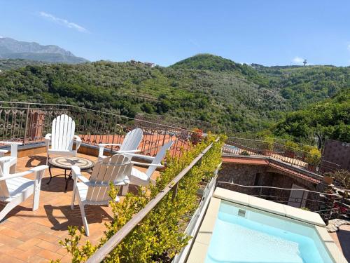 Villa with Sea View image 4