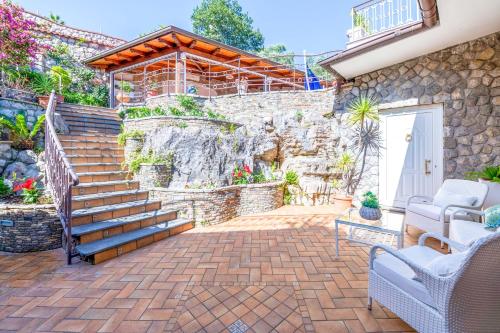 Villa with Sea View image 1