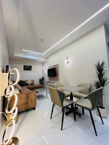 Al Omara Plaza Hotel in 馬安