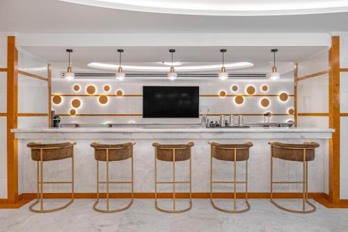 Rodian Gallery Hotel Apartments - image 4