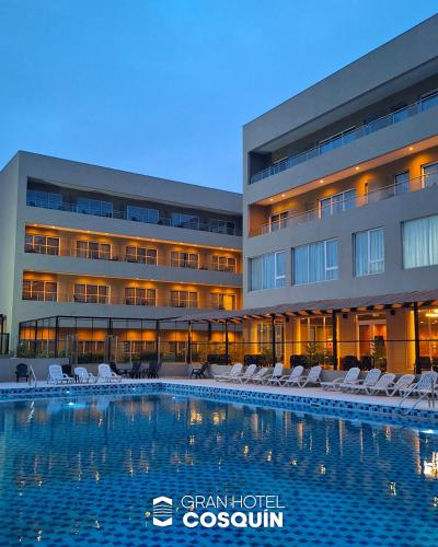 Swimming pool, Gran Hotel Cosquin in Cosquin