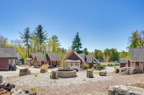 Lake Access and Pools Sun-Soaked Westford Cottage! in Westford (MA)