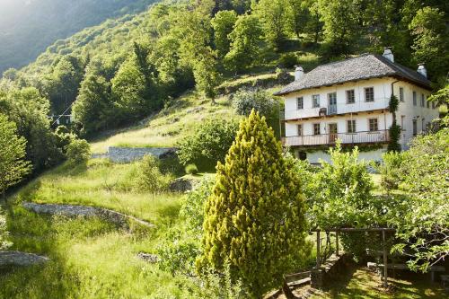 Wild Valley Secret Villa in Valle Onsernone in Isorno