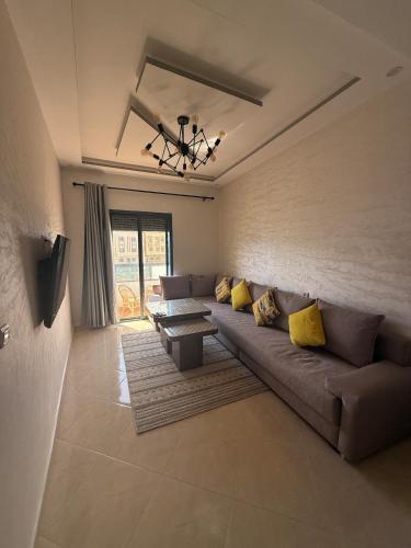 Comfortable and quiet apartment with Buzzinga in 보우즈니카