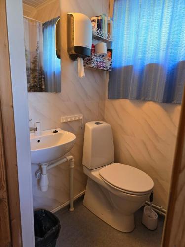 Fürdőszoba, The cabin in Saltstraumen in Saltstraumen