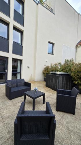 Балкон/тераса, Résidence du Parc Vanves - Rooftop & Climatisation (Residence du Parc Vanves - Rooftop & Climatisation) in Vanves