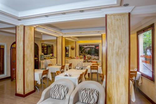 Hotel Pera Capitol - image 4