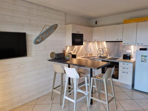 Nidu Di Lume, Charmant T3, 2 chambres, vue mer in อัลจาโชลา