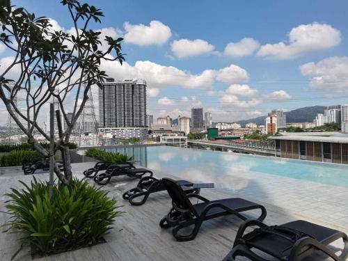 Utopia | More Than A Stay | Wabi-Sabi | 6 Pax Kuala Lumpur 