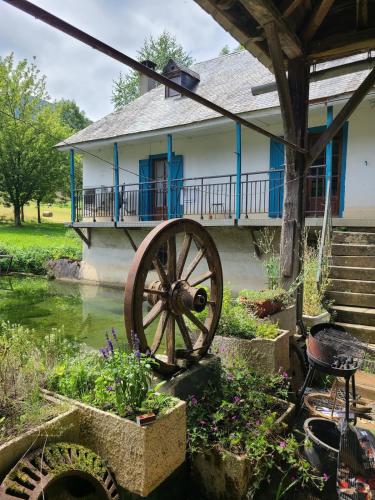 Moulin à eau au cœur des Baronnies (Moulin a eau au cœur des Baronnies) in Labastide