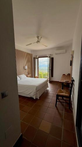 Double Room with Extra Bed