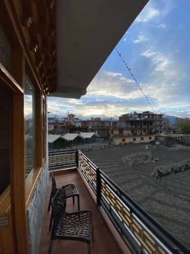 Duša, The Mount View Retreat in Nako