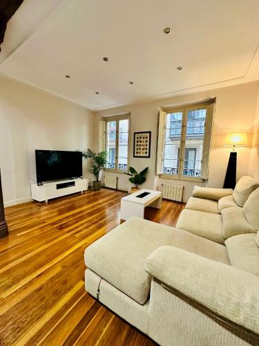 Old town city center 110m By Sleep in Bilbao, Bilbao (Foto 6)