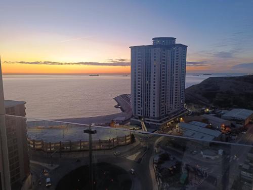 E1 Studios, Sea & Beach Views, High Floor, Gibraltar (photo 6)