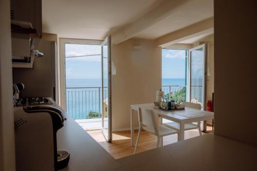 Ca Madina apartment with sea view, Janov (fotografie 2)