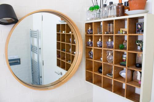 Votre chambre avec salle de bain privée et balcon végétal à Lisbonne Amoreiras - Your Room with private bathroom and balcony in Lisbon Amoreiras, Lisbon (photo 10)