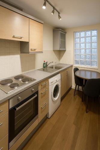 Comfy 2BR Flat - Free Parking - Near City Centre, Edinburgh (fotografie 6)