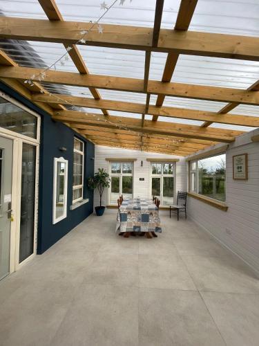 設施, Riverside Bliss in County Waterford in 鄧莫爾東