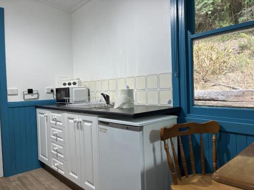 مطبخ, School Cottage in Walhalla