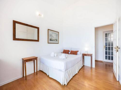 Majestic Oceanfront Retreat 4 Bedrooms Fantastic Frontline Location Direct Access To The Sea And Beach Praia Da Luz gîte à louer Praia da Luz