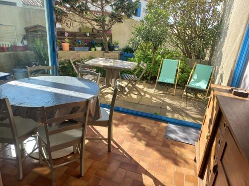 Appartement à Noirmoutier, proche plage, animaux admis, parking - FR-1-823-140 - Location saisonnière - Noirmoutier-en-l'Île