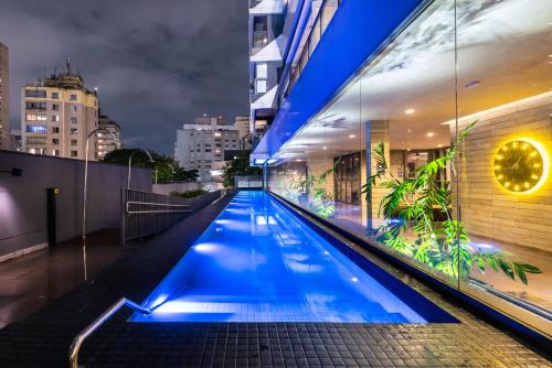 BHaus VN Oscar Freire - Studio compacto 20m2 Silencioso com Varanda - Vista Jardins 17o andar - Coworking - Locker - Minimercado - Academia - Lavanderia - Ao lado do Metrô - Estacionamento pago no prédio - OF8, São Paulo (zdjęcie 9)