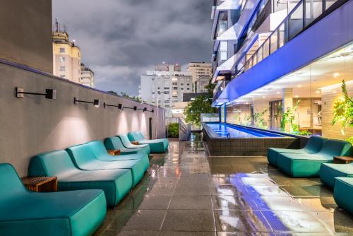BHaus VN Oscar Freire - Studio compacto 20m2 Silencioso com Varanda - Vista Jardins 17o andar - Coworking - Locker - Minimercado - Academia - Lavanderia - Ao lado do Metrô - Estacionamento pago no prédio - OF8, São Paulo (zdjęcie 4)
