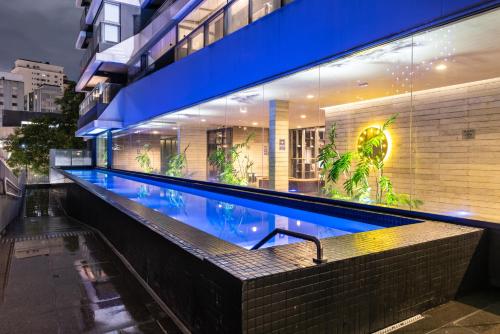 BHaus VN Oscar Freire - Studio compacto 20m2 Silencioso com Varanda - Vista Jardins 17o andar - Coworking - Locker - Minimercado - Academia - Lavanderia - Ao lado do Metrô - Estacionamento pago no prédio - OF8, São Paulo (zdjęcie 5)