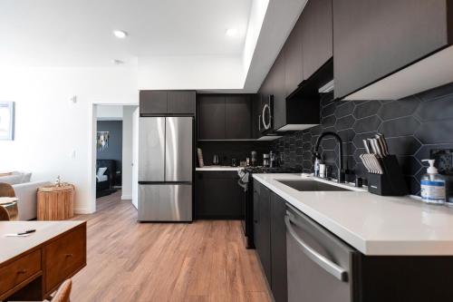 The Hollywood Highline 2 bed Apt WITH FREE PARKING in Hollywood